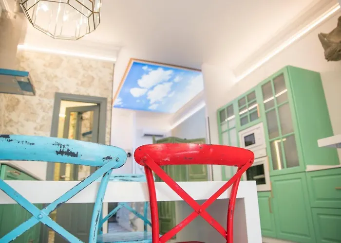 Cubanito Primera Linea Bajondillo *