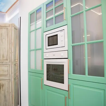 Cubanito Primera Linea Bajondillo Apartment *