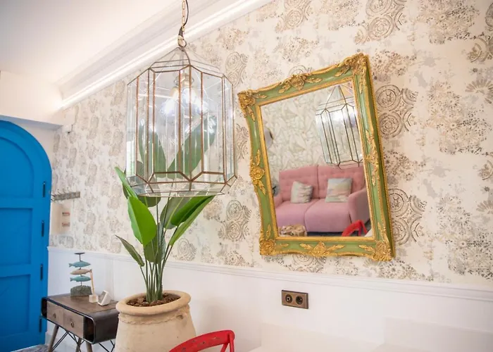 Cubanito Primera Linea Bajondillo